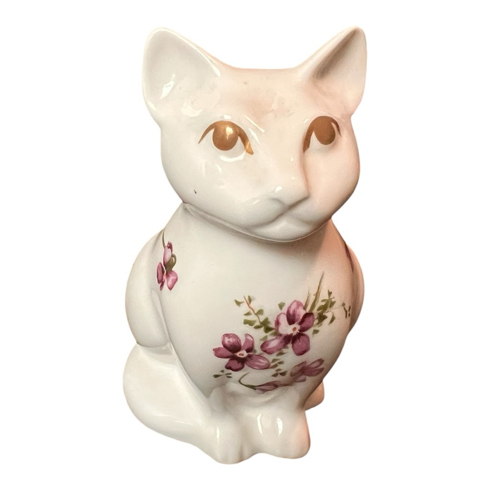 HAMMERSLEY Floral Ceramic Cat Figurine - White and Purple.